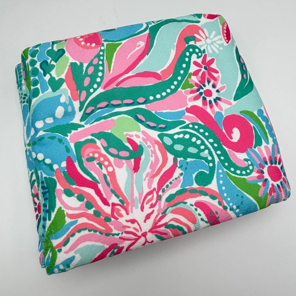 Lilly Pulitzer lounge towel